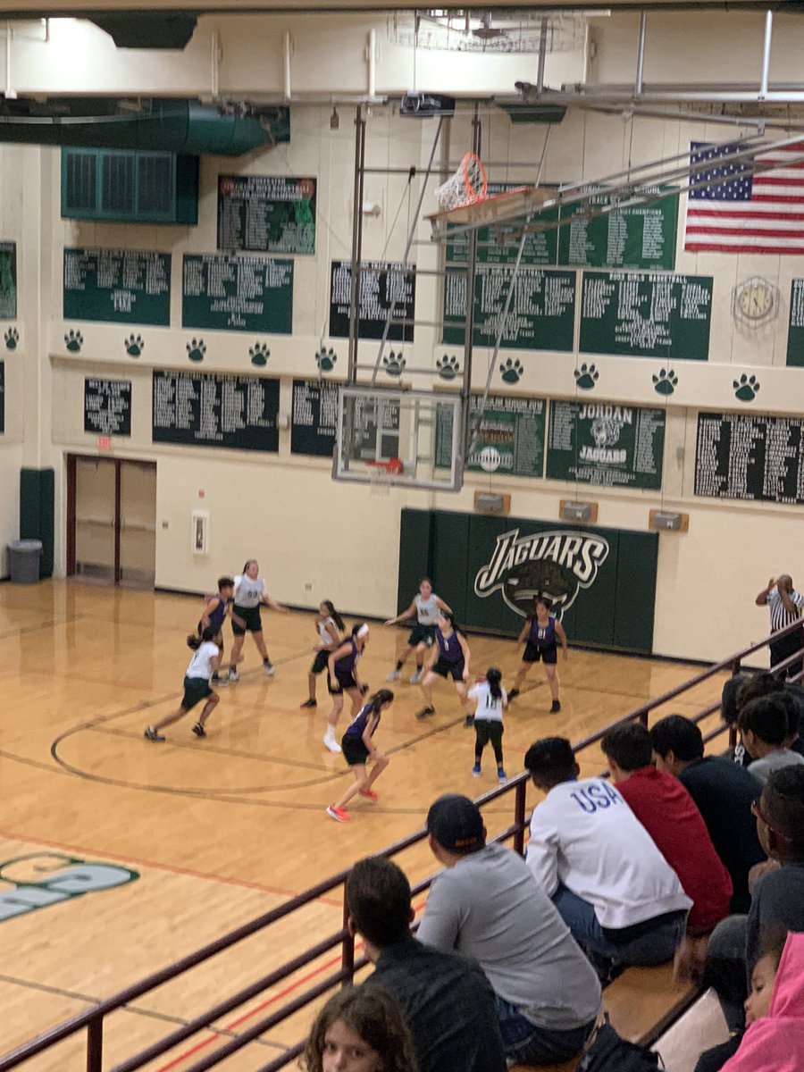 YLopezCounselor's tweet image. Let’s go @LadyJags1 #RomerosRegulators