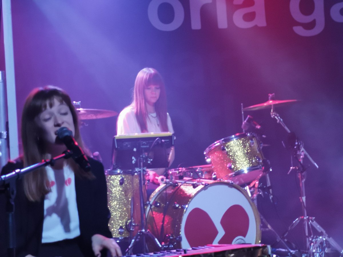 judgles's tweet photo. Another fantastic gig from @orlagartland, featuring a mosh pit and a crowd surfing Orla - taking existential pop to the next level! ❤️ #tourla @SaraStix @IAmVioletSkies https://t.co/5IHIPbgmYu
