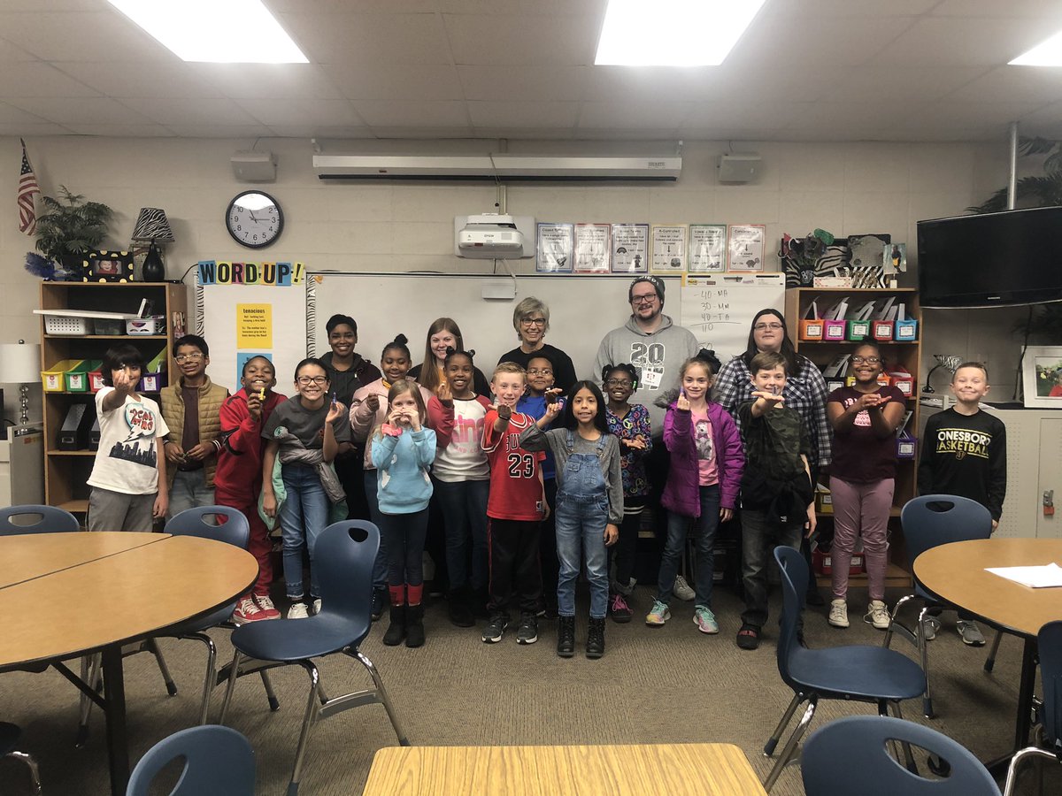 VPA_ACE's tweet photo. We love working with Mrs. Susan Whiteland and her ASU students! They taught us the history of chess and helped us create our own “Outer Space” themed chess set using 3-D printers!! #caneclassroom #vparocks #weloveASU https://t.co/sU2mzmjvpT