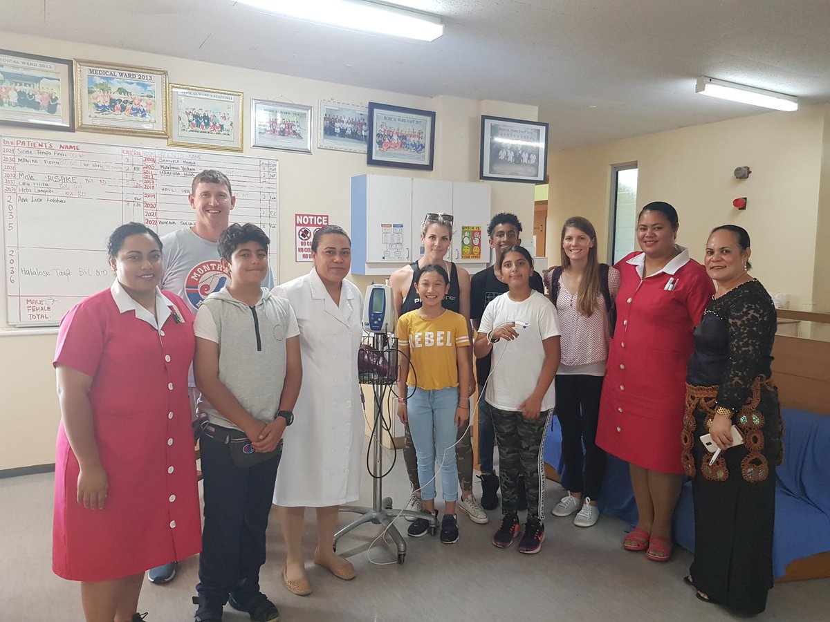 STEMforHealth's tweet image. We were so privileged to work with the incredibly bright, kind, and motivated students at Tonga Highschool along with @OJCollege  on an optical heart rate monitor project.  We also learned so much from the staff at Vaiola Hospital about the medical devices in action! @DoddWalls