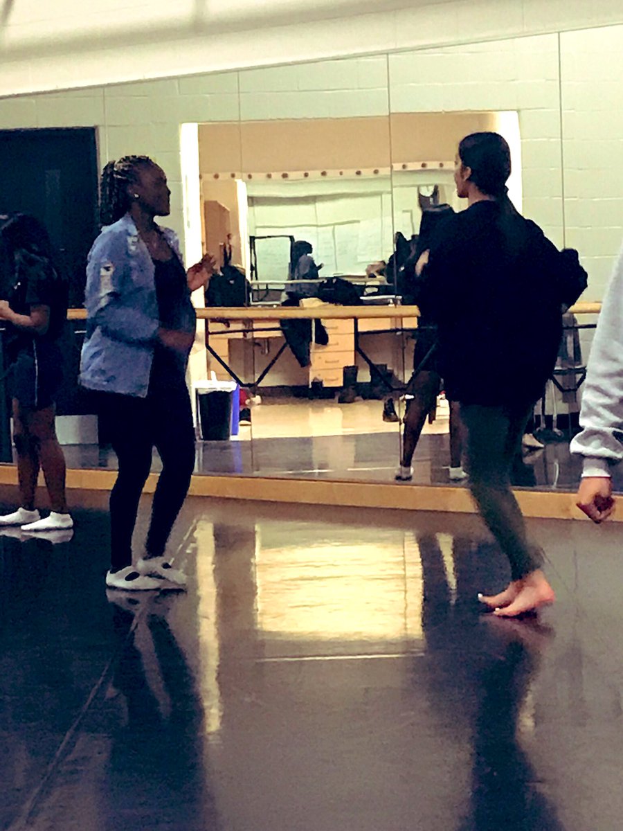 AMitchellpatkau's tweet photo. Ss learning how to dance a specific #folkdance to share with classmates next week! #tinikling #lavolta #bhangra #tarentella #belekawe #danceunitesusall #tradition @fmssarrows @AtheiaGrant https://t.co/AjfbJESnnf
