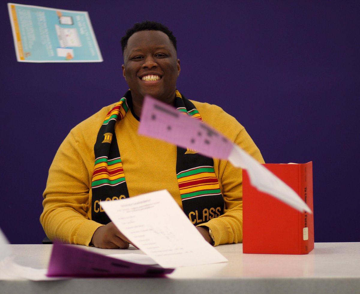 TazzyMan17's tweet image. Look ma! I’m finally here. The son that didn’t graduate high school on time and sat out total of a year of college even while not doing wrong. Fast forward 5 1/2 years later I’m a college grad! My promise was to never quit. The 🔑 is if you have a goal, ACHIEVE IT! ✅👨🏾‍🎓🏆#pvamu19