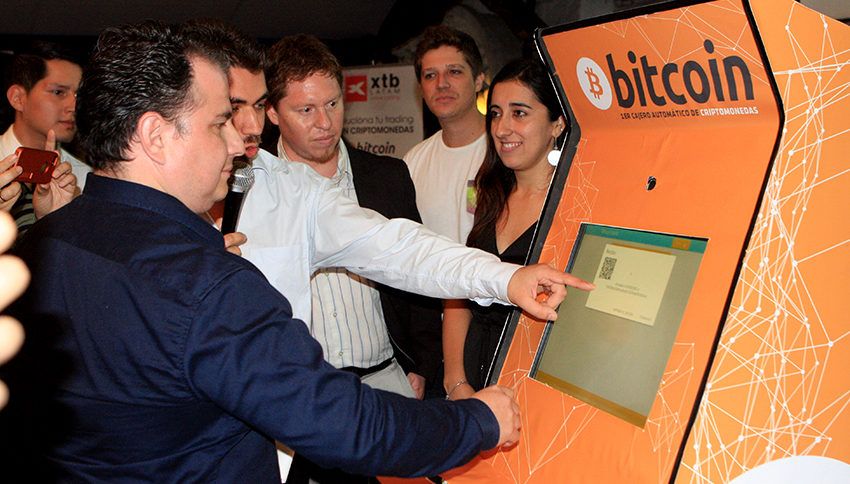 Domitai's tweet photo. Cajeros ATM Bitcoin en el mundo rompieron la barrera de los 6.00
https://t.co/HvWUOBQMqS https://t.co/HoF1xsLT3u