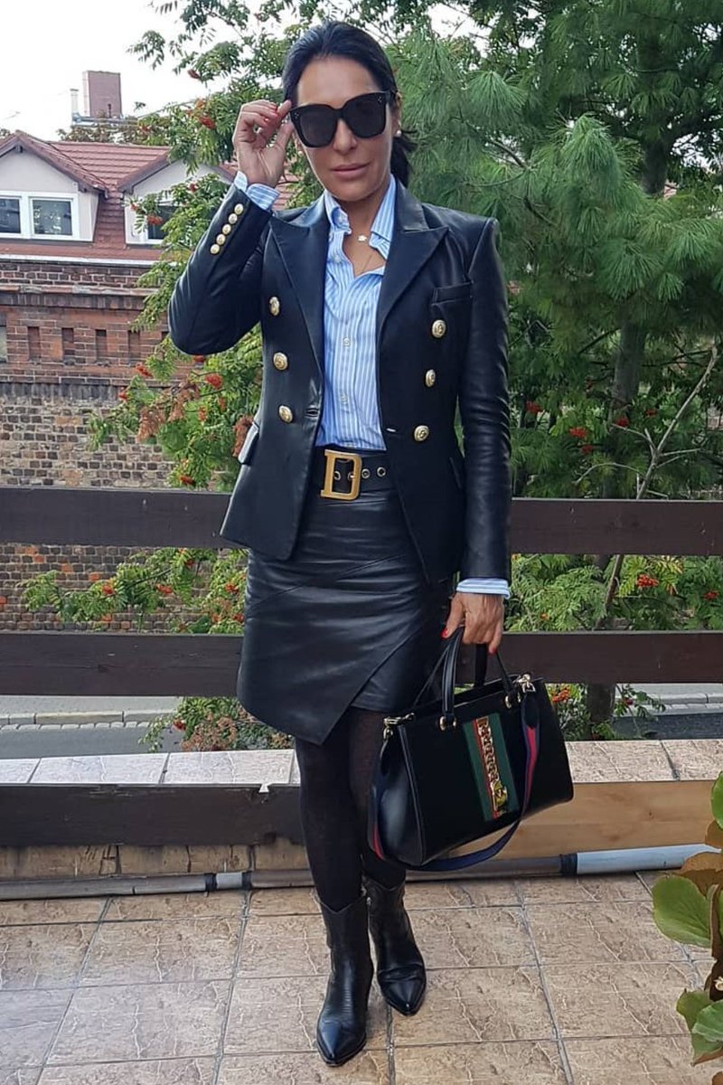 #LeatherSkirt #LeatherBlazer #BlackLeather #LoveLeather #Leather #LinL #LadiesInLeather Credit: #Beata #TheVogueDUS