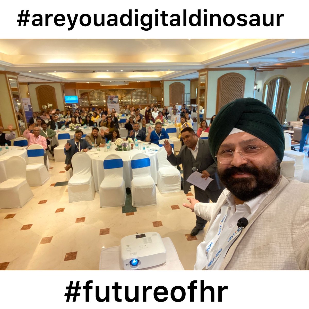 AaskrishiSingh's tweet photo. Group Selfie post my Talk @futureofhr #magicofdmb #successresources #tajlandsend https://t.co/C58RpWSoYq