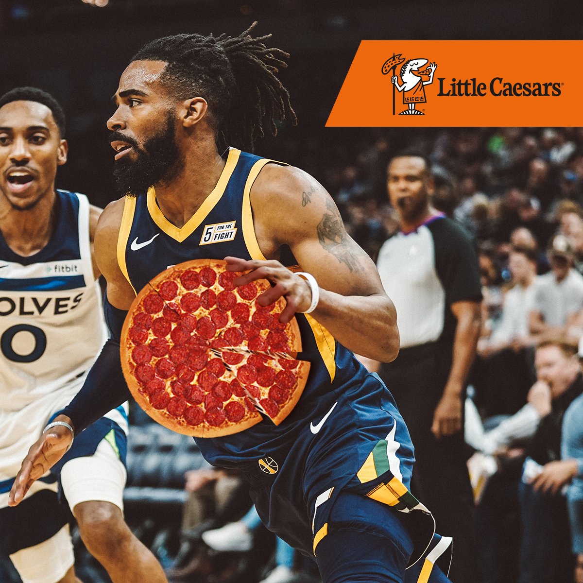 When #JazzWinYouWin!
Use the promo code UTAHJAZZ on the @LittleCaesarsSP mobile app to order one custom round multi-topping pizza the day after a Jazz win (TODAY - 11/21) & get a free Large EXTRAMOSTBESTEST Pepperoni Pizza.
๐: http://bit.ly/2NuLQFOย
