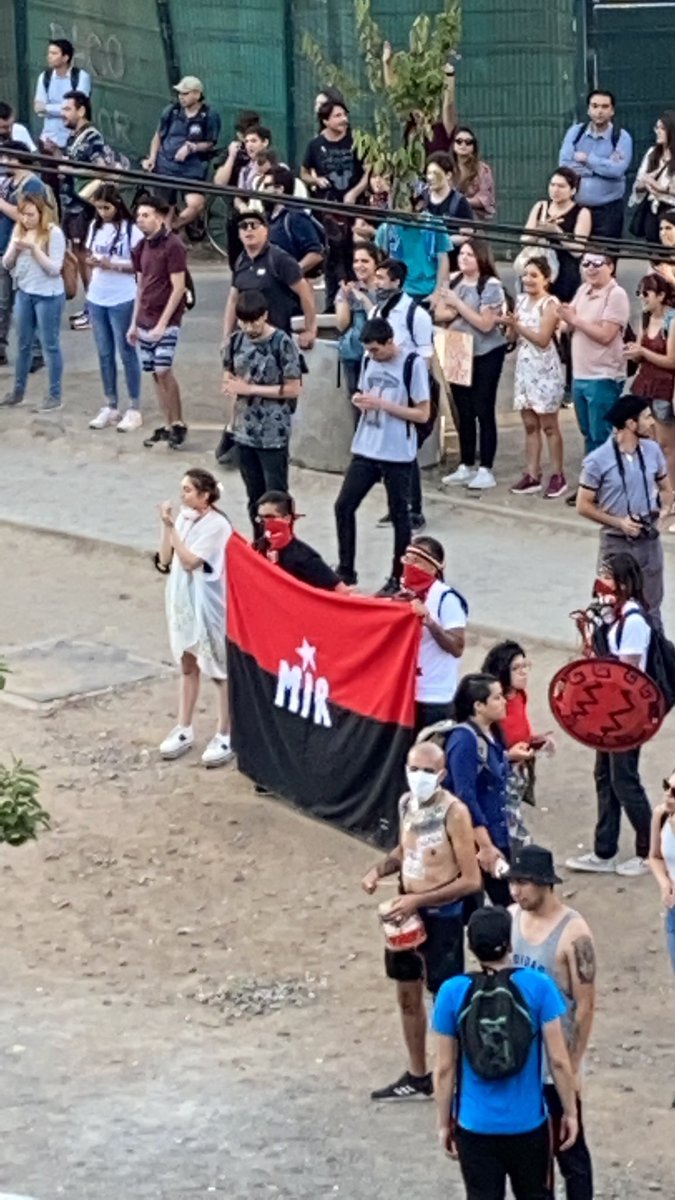 shagotwit's tweet photo. Las marchas son transversales?
No tienen color político?
No existe ninguna organización detrás?
La violencia es la vía SOLO para una ideología política que busca el enfrentamiento violento a toda costa para imponer el totalitarismo Socialista 
#CostaneraCenter https://t.co/pTWN2myvyu