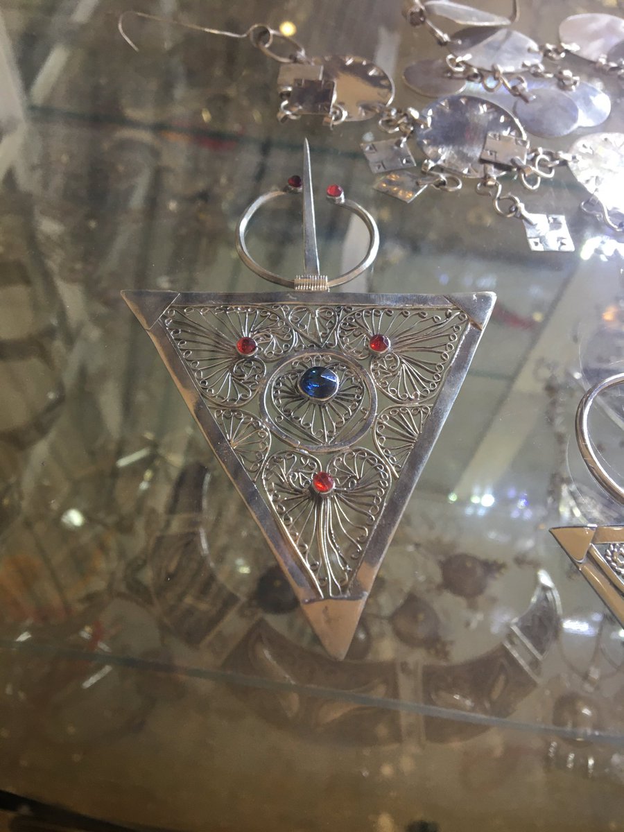 iNegoce's tweet photo. A photo from today’s visit to a local women’s #jewelry #cooperative 🤩 #imider  #VisitMorocco #ecotourism #Berber #modernnomad  #marrakech #AlternativeTourism #art #ecotourism #desert #sustainabletourism #ecotravel #wanderlust #kasbah #Handmade https://t.co/grn8KPsHoZ