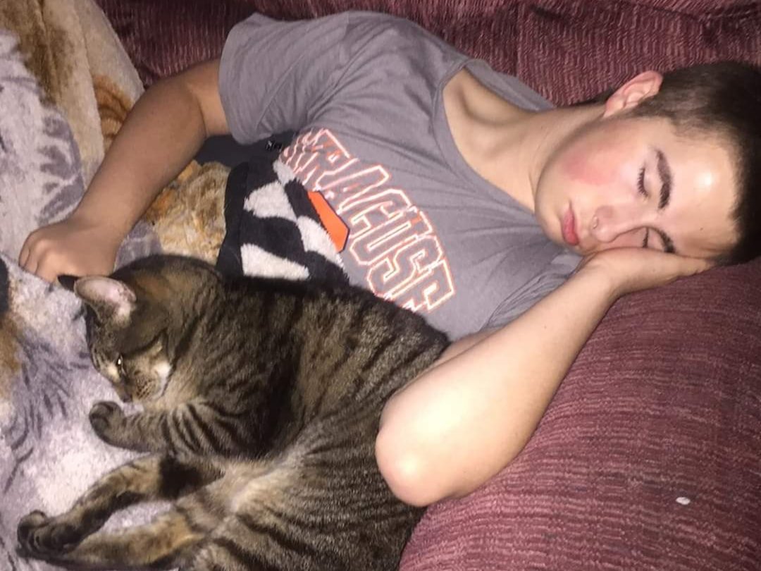 C_dawg33's tweet image. Hard to say goodbye to my bestfriend tonight but I know he's in a better place now. Thank you for everything Paws, and all the love you showed me through the years. I miss you buddy ππβ€π