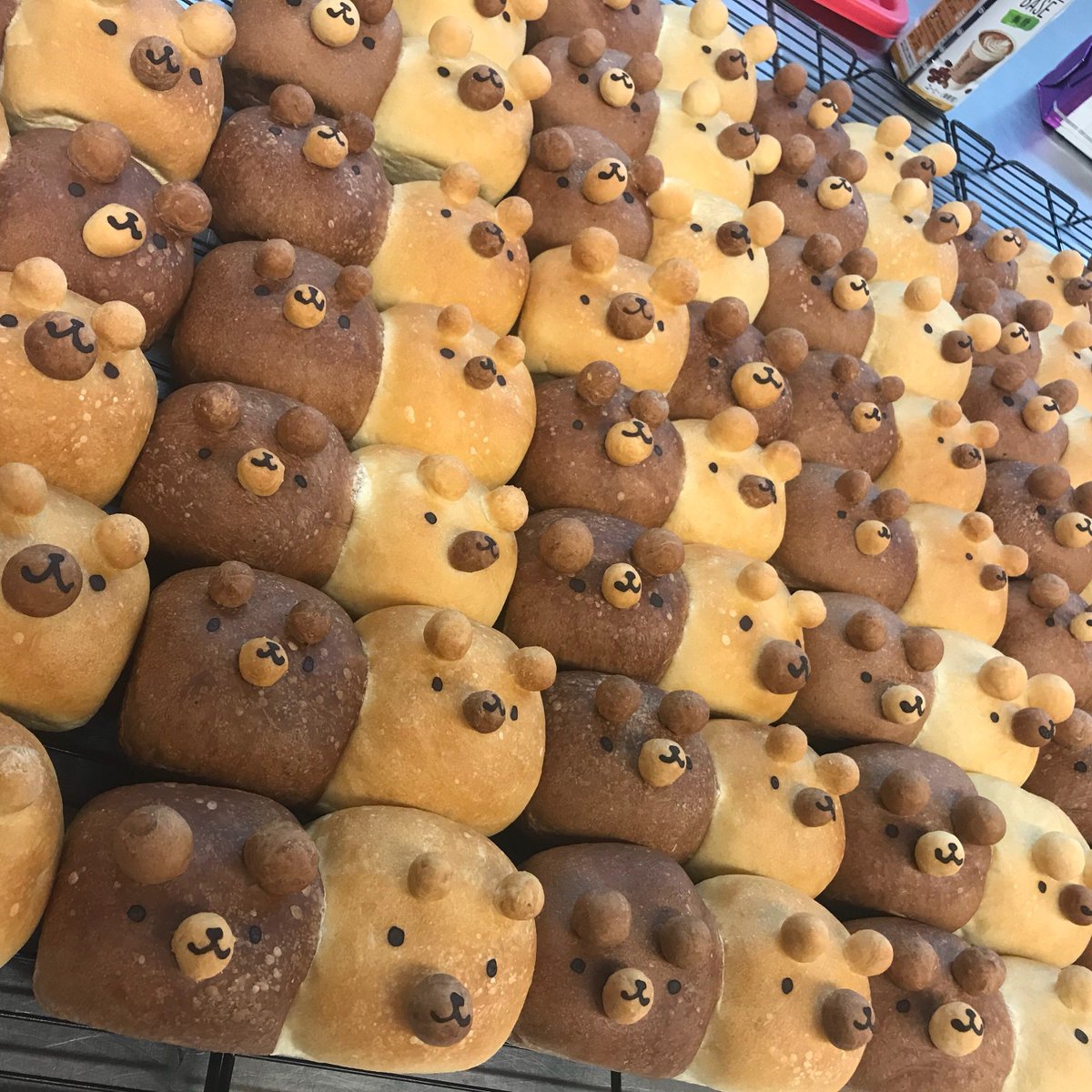 PortMoodyMarket's tweet photo. Members Appreciation Day is this Sunday, November 24th! Here's a sneak peak at some of the specials you'll find at the market. More details to come. #makebakegrow #shoplocal https://t.co/G20jFtxsyd