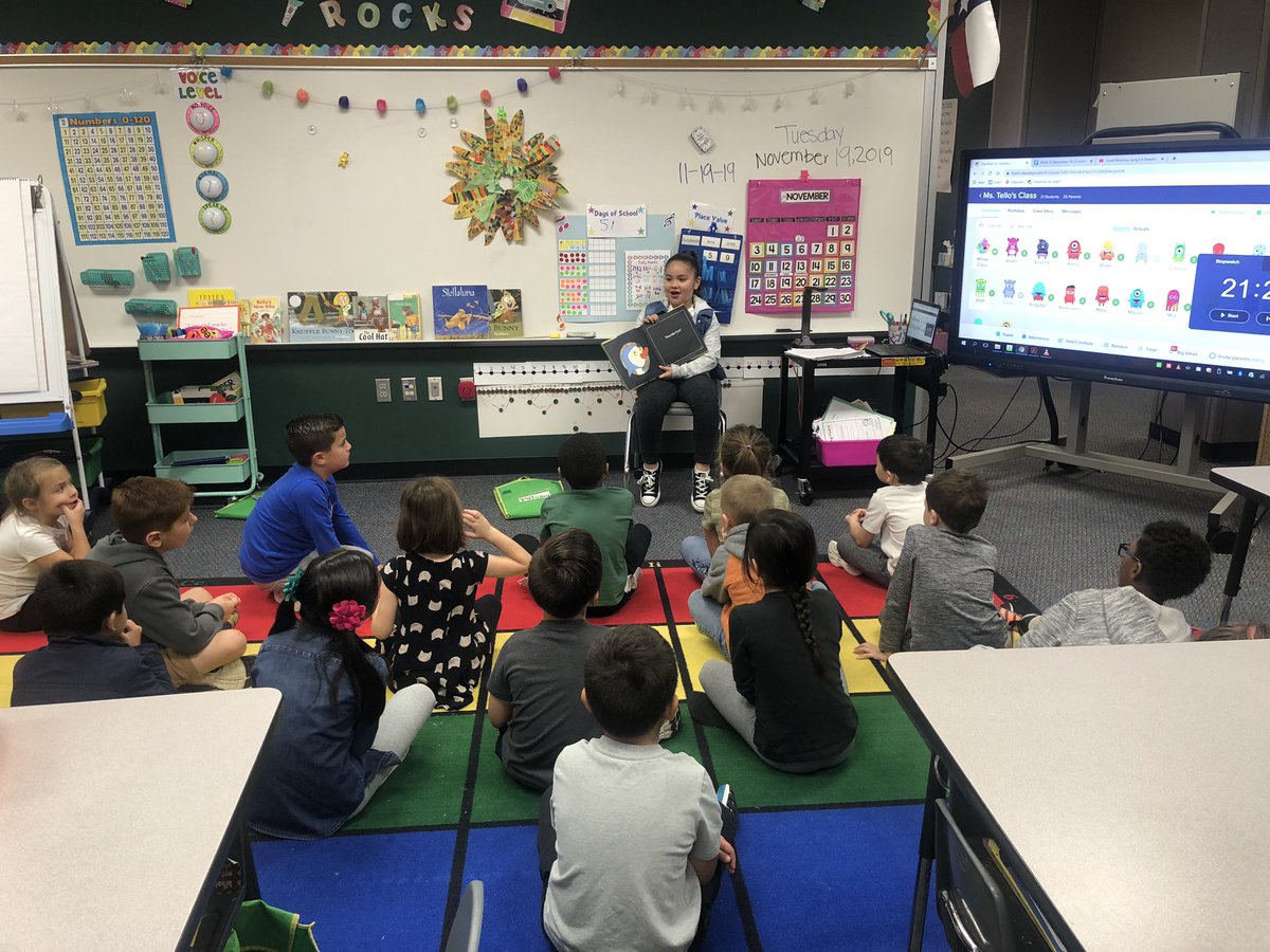 hellomstello's tweet photo. We had an awesome second grader come read to us! She did so good and everyone really enjoyed it! I am so proud of her!❤️📚@BlackBearkats https://t.co/SxZfgf2Mki