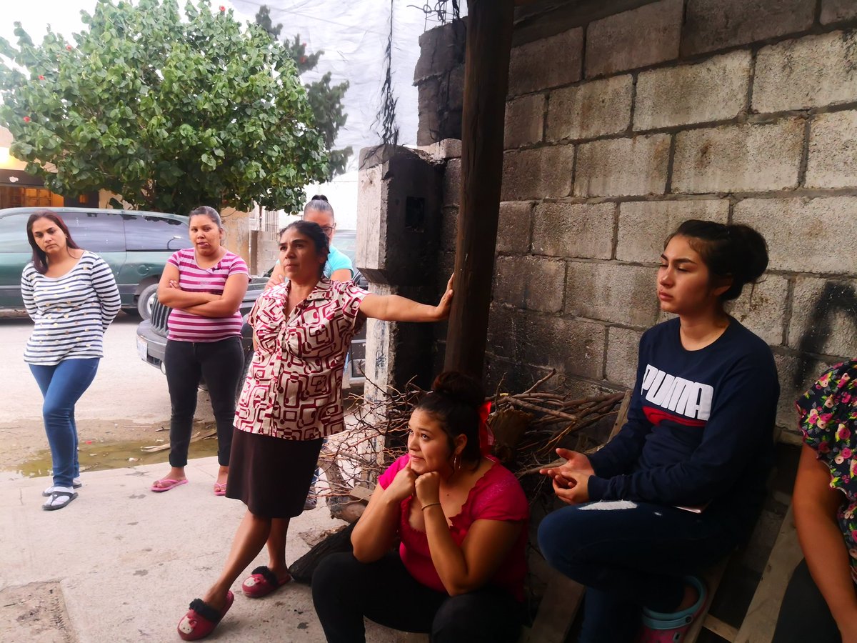 InungarayGlz's tweet photo. Seguimos trabajando y cumpliendo con gestorías pendientes de alimentación. 
Hay que seguir trabajando y cumpliendo compromisos.
Gracias por su confianza.!!
#RegidoraVerde 😊✌🏻💚 @coahuila_verde @VerdeEcologista https://t.co/ThDws8hoyr