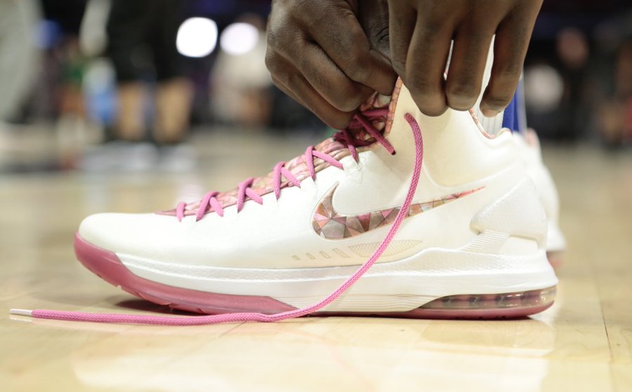 キナリ・ベージュ ケビンデュラント8 バッシュ NIKE - バスケットボール