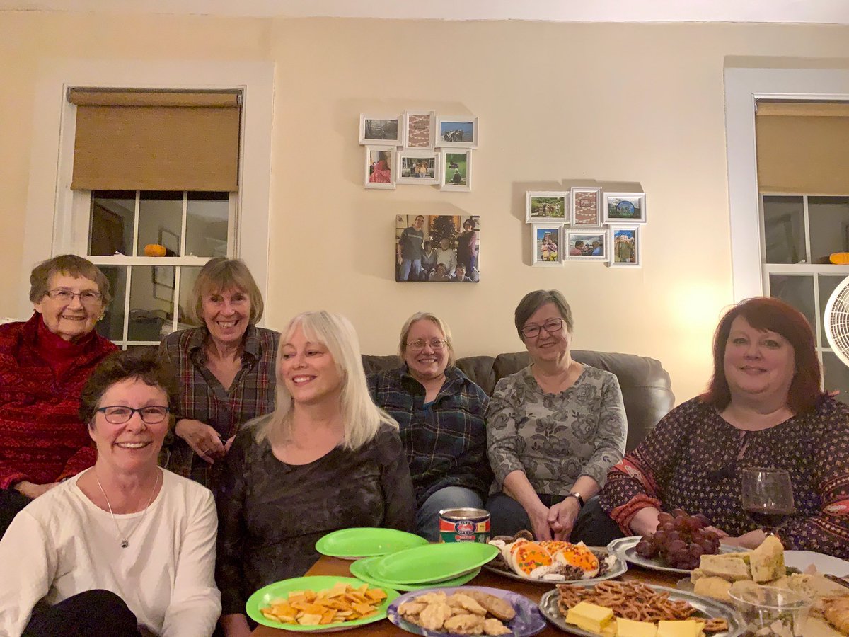 AndiParkinson's tweet image. Great convos with Blue Women Planning Cmte members (Somerset/ Penobscot Counties) tonight in Newport! @MaineDems #mepolitics #DemDebate #DefeatCollins