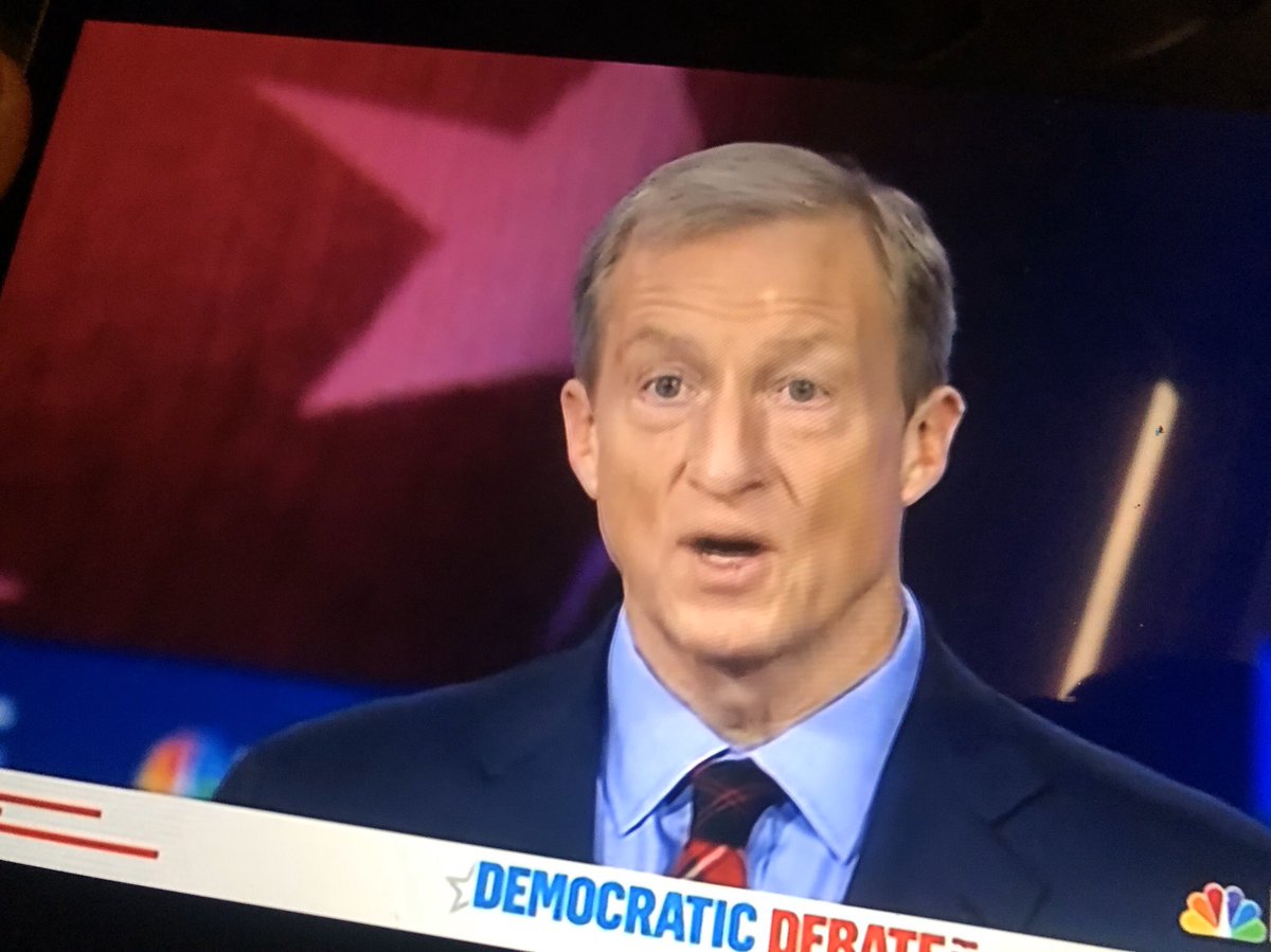 OMAROSA's tweet image. Did she just say $300 milli?
#DemDebate5