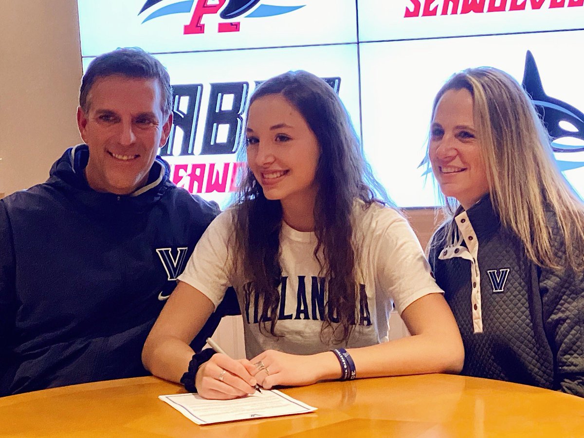 LadyRivals's tweet photo. Last but certainly not least a big congratulations to Rival @kylieswider for signing her NLI to attend Villanova University ! Seeing the progression Kylie has had over the past 5yrs is why I love coaching . Thank you for your loyalty , hard work , and dedication! @3Stripewbb https://t.co/IKlXejaZ3W