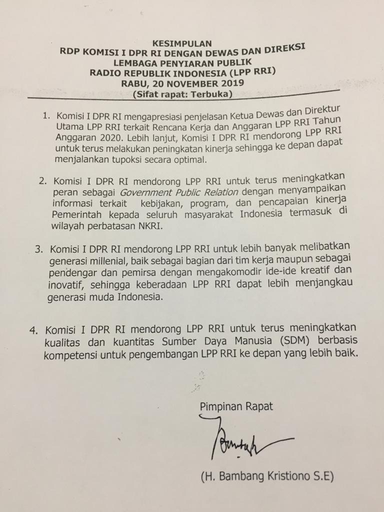 Rapat Dengar Pendapat komisi 1 DPR kemarin (21/11) inginkan RRI jadi government public relation atau corong pemerintah ....balik orde baru donk! #saverri #savetvri