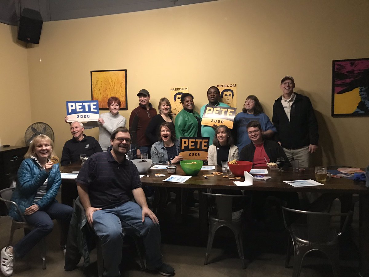 pinoys4Pete's tweet photo. @TheStefanSmith Yassss #BestContentTeam https://t.co/LaFITn3P7R