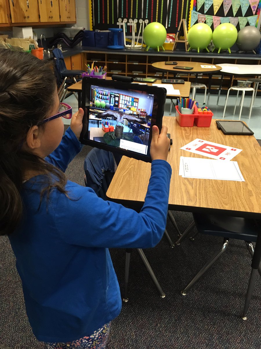 MissBelber's tweet photo. Fun with AR tonight using #GoogleExpeditons! Thanks to all the families that joined us for EL Night! @CampbellAPS @GoogleARVR @ELeducation https://t.co/5KvU9844By