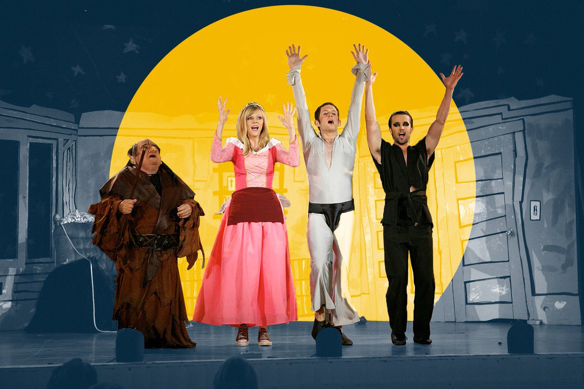 jessnerg's tweet photo. I’m telling my kids this was Hamilton @alwayssunny https://t.co/Kw0qEI7KhB