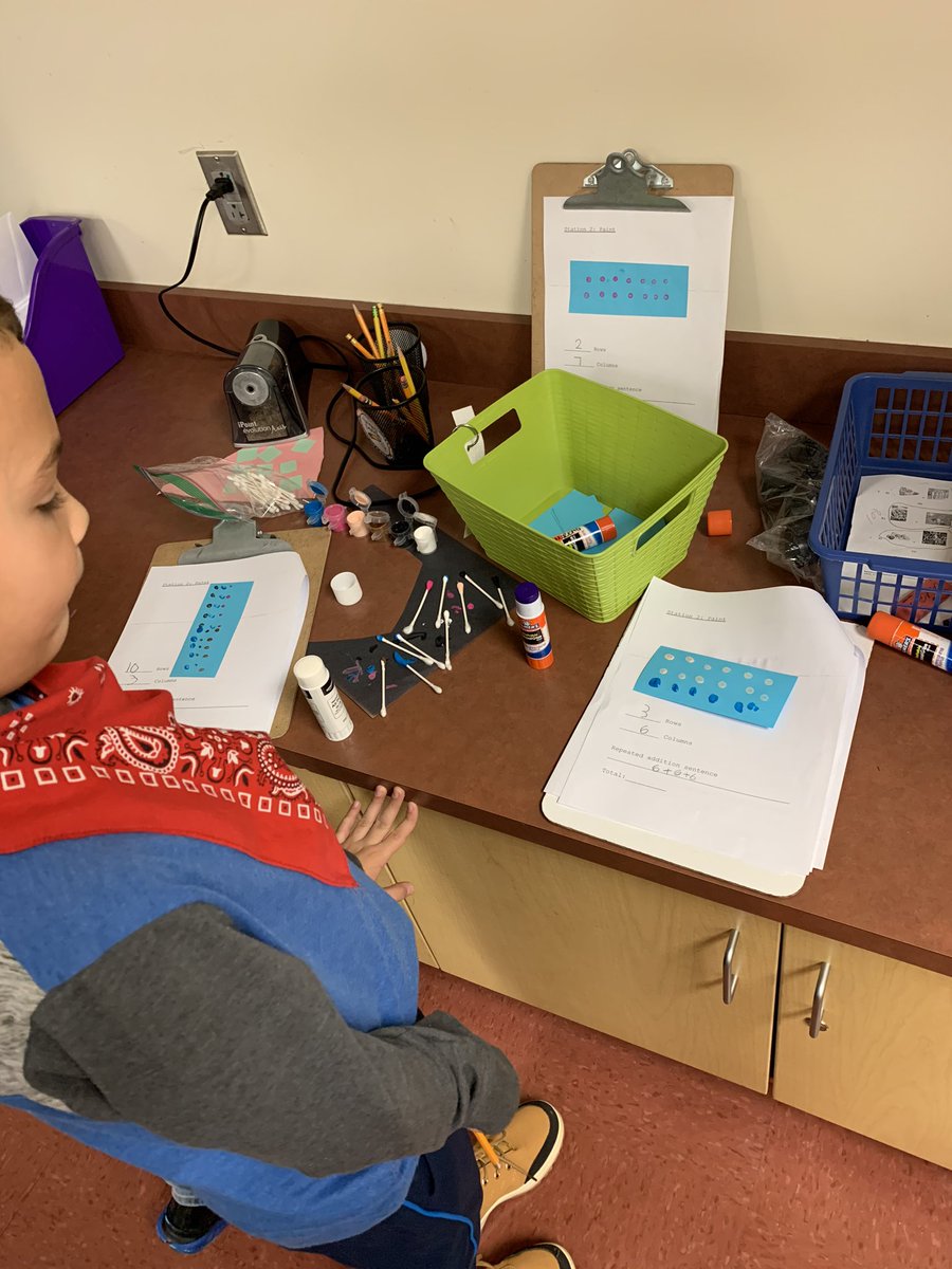 Ss showed off their “array-zing” math skills today by making arrays in multiple ways!