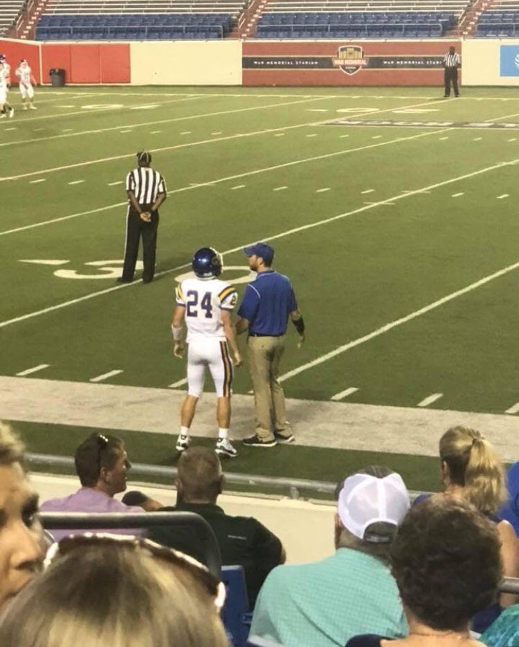 Happy birthday to one of the best coaches a running back could have! Hope 25 treats ya well!