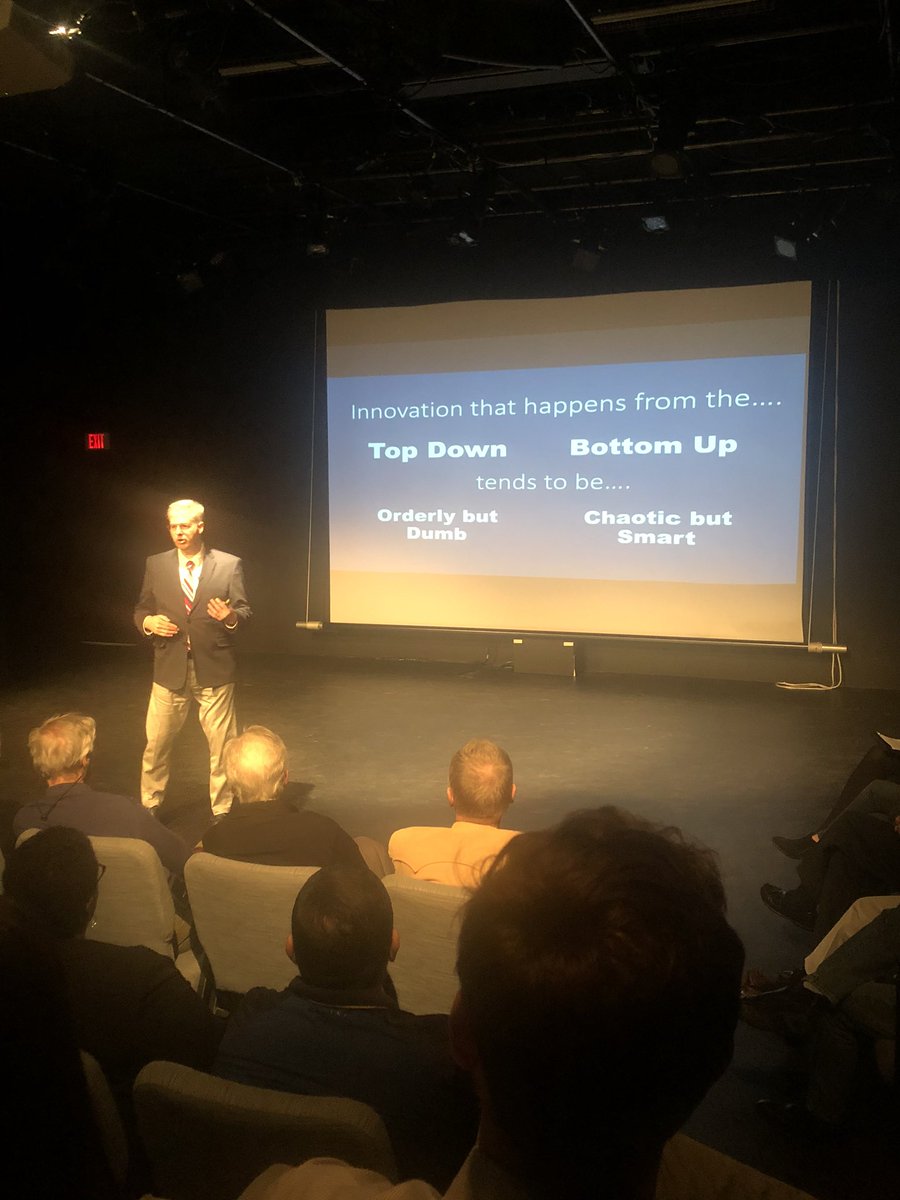 “Innovation that happens from the top down tends to be orderly but dumb.  From the bottom up is chaotic but smart.” -<a href="/StrongTowns/">Strong Towns</a> founder <a href="/clmarohn/">Charles Marohn</a> to a packed house for <a href="/nearsouthside/">Near Southside</a> event tonight. Speaking on the need to let communities grow organically. 🔥#FortWorth