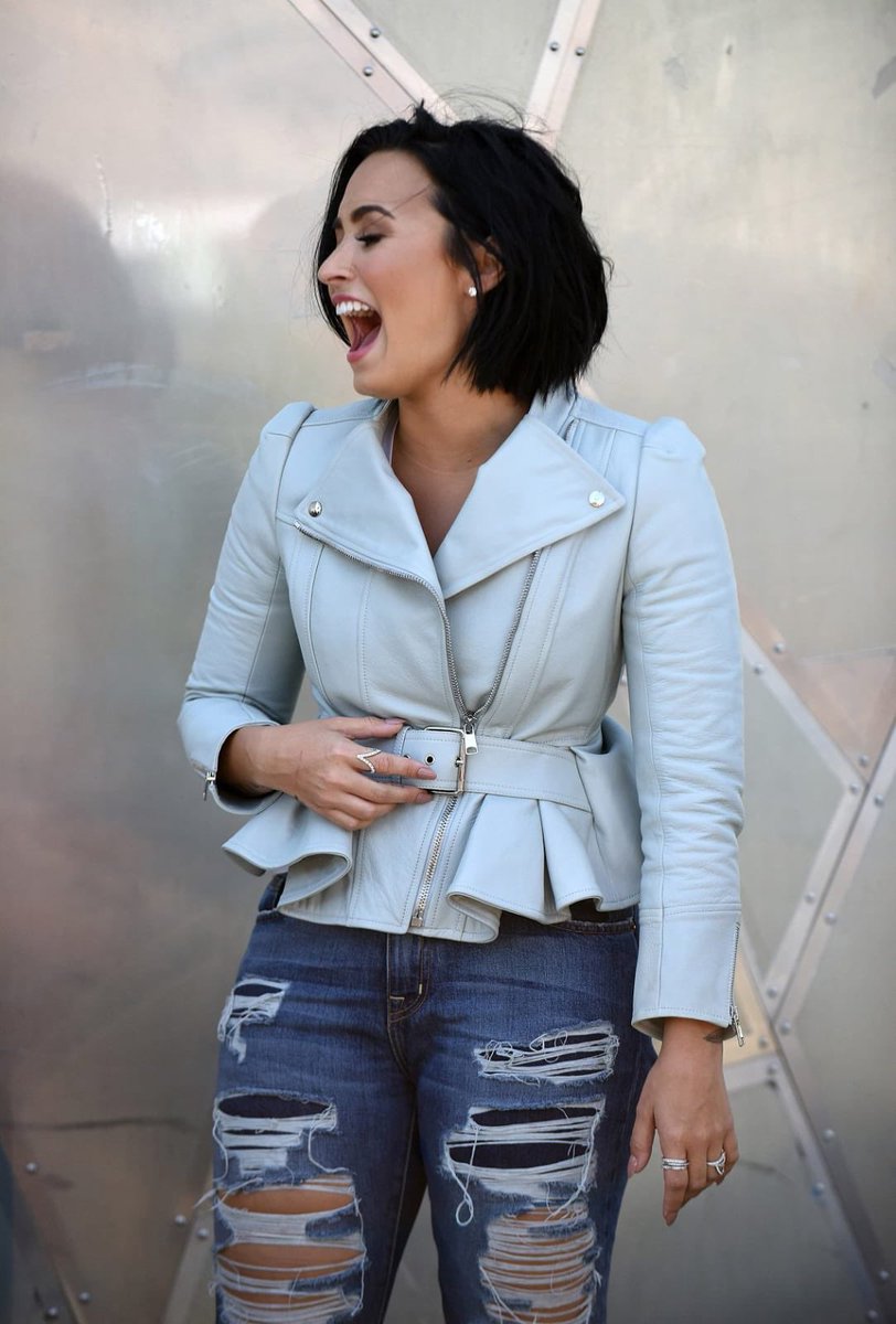 the defense will now redirect: demi wanted to be like her birth mother so she & stole her powder blue blazer and got it altered so it wasn’t too noticeable