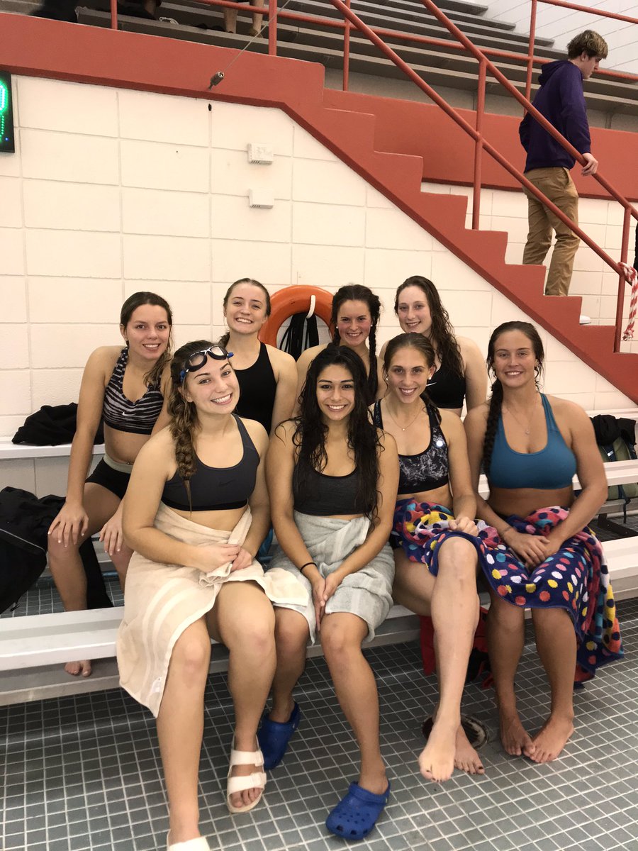 🐟🐠Sea Trites 🐠🐟 

UMSL softball members took on this years athletic swim competition 🏊🏼‍♀️ #UMSLSoftball #BeTheFish #JustKeepSwimming #TritesAreHot #StickingToSoftball