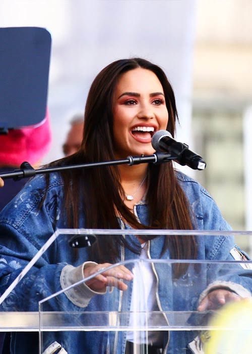 closing arguments: other than both looking stunning in denim jackets this mother and daughter duo have such big bleeding hearts; woke; activists; they do so much and are so talented but NEVER get eve recognition they deserve & still keep fighting everyday