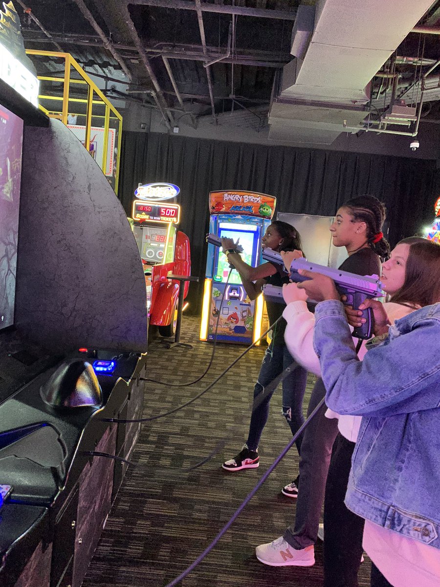 Hooverbucvball's tweet image. We had a great time at @DaveandBusters tonight for our banquet. The girls had a great time! #GoBucs #GoUs