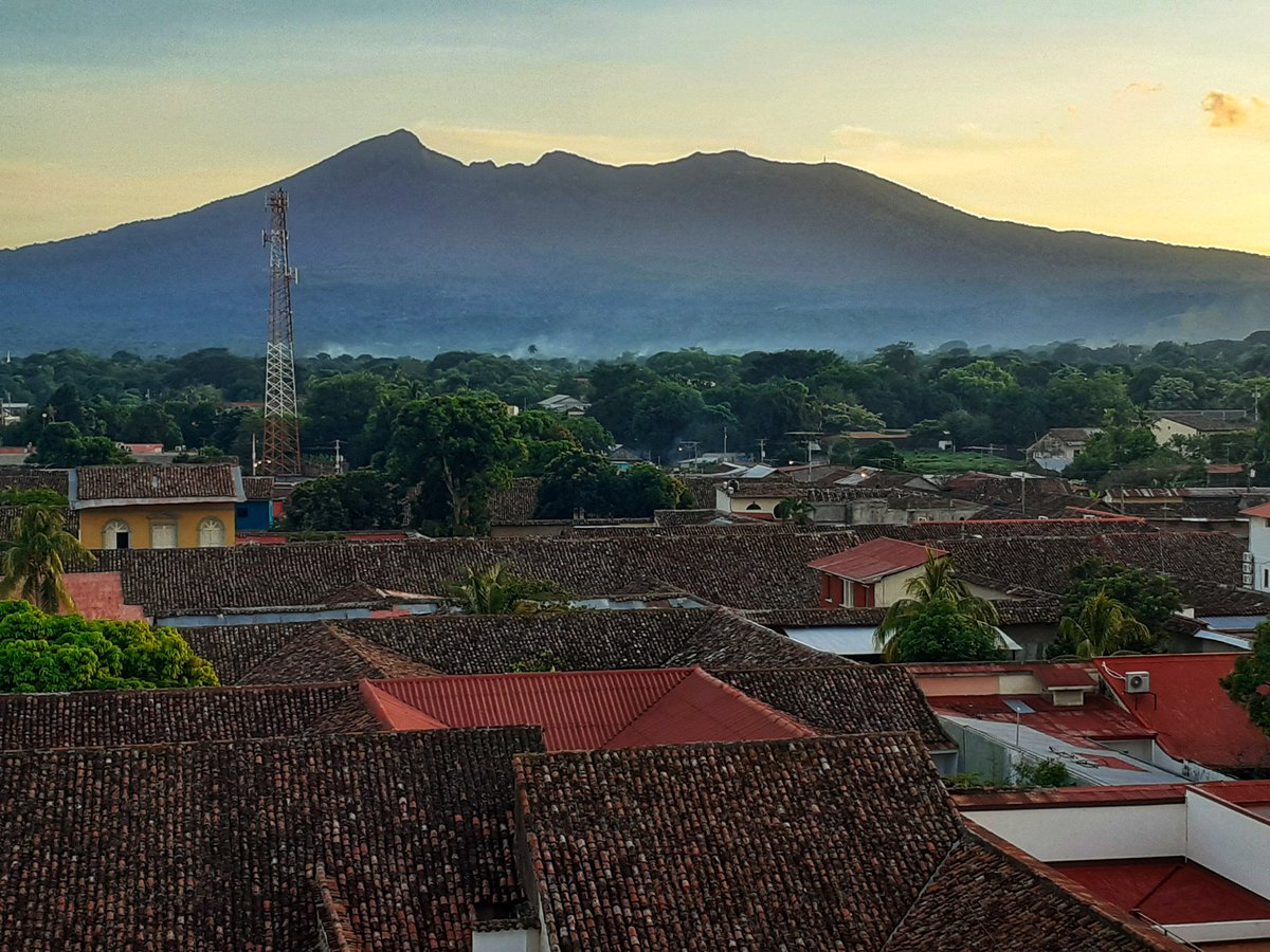 The beautiful city of Granada in Nicaragua. #Granada #Nicaragua #nicaraguatravel #visitnicaragua #discovernicaragua #travel #Volcano #sharedtravels