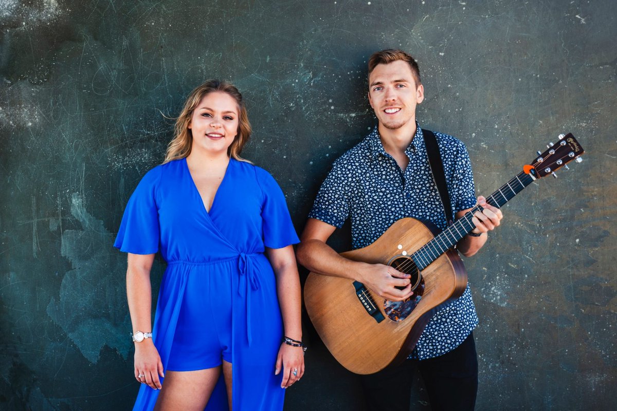 HavingTweets's tweet image. A very exciting episode with Soph &amp;amp; Simon releasing soon. 

They speak about who they are as performers, how they followed their passion and the journey of being self-employed.

They also SING for the podcast! 🎤

Check out their latest work on Spotify: spoti.fi/2O72KMs