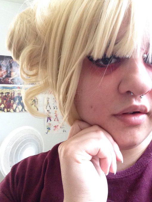 ✨ hi, i'm sophie ♡ nonbinary, kink-friendly, cosplayer, chubby &amp; subby. ✨  🍒 &raquo; CxSHAPP: $cherrieemoji 🍒