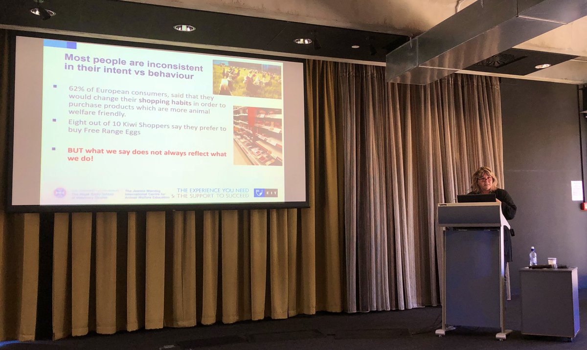CowLaura's tweet photo. After a whirlwind week, Iโm feeling pretty lucky to get to attend the Regional @appliedethology #UnderstandingAnimals conference! I especially loved hearing @profnatalie talking @OneWelfare - a platform which Iโve been finding increasingly interesting as my research progresses๐ฎ https://t.co/0Cglp0jyTX