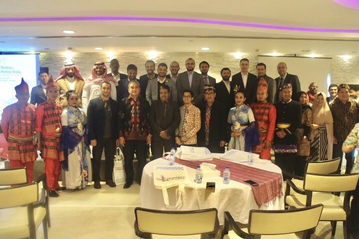 SigitWtj's tweet photo. #BusinessGathering #SaudiArabia market w/ #TA/TO offering more option #destination completed w/ #5superpriority #EastJava #Malang #Banyuwangi #CentralJava #Yogya #WestJava #Bandung #Aceh #Medan #Padang @Kemlu_RI #KBRI @Parekraf_RI @indtravel #DBPPII #AsdepRIII #Riyadh #20/11/19 https://t.co/C3ZDfAQ2Yw