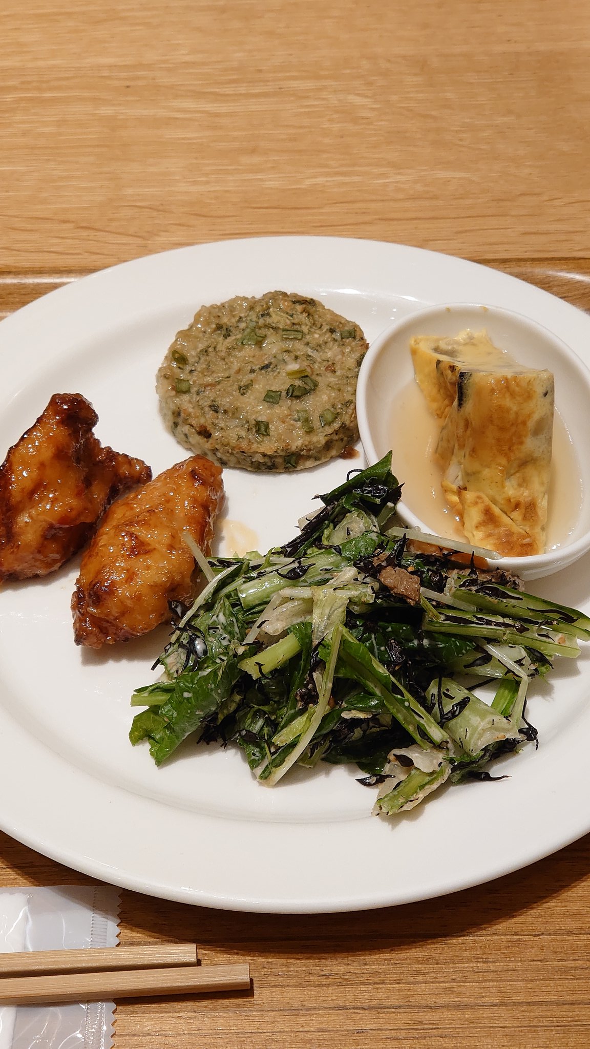 تويتر F187 不良透析患者 على تويتر 今日の ランチ はカフェ ミールムジさんにて選べるデリ4品セット たまには体に良さげなものも食べておかないと カフェミールムジ Cafemealmuji 無印良品 無印カフェ 越谷レイクタウン T Co puixpfsu