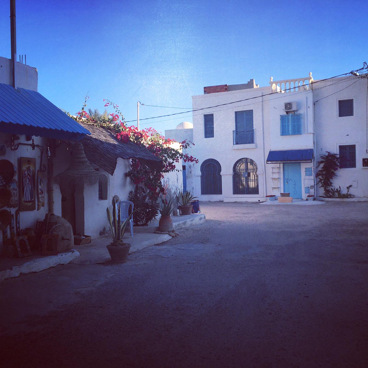 Cravate&Sandalettes tweet media