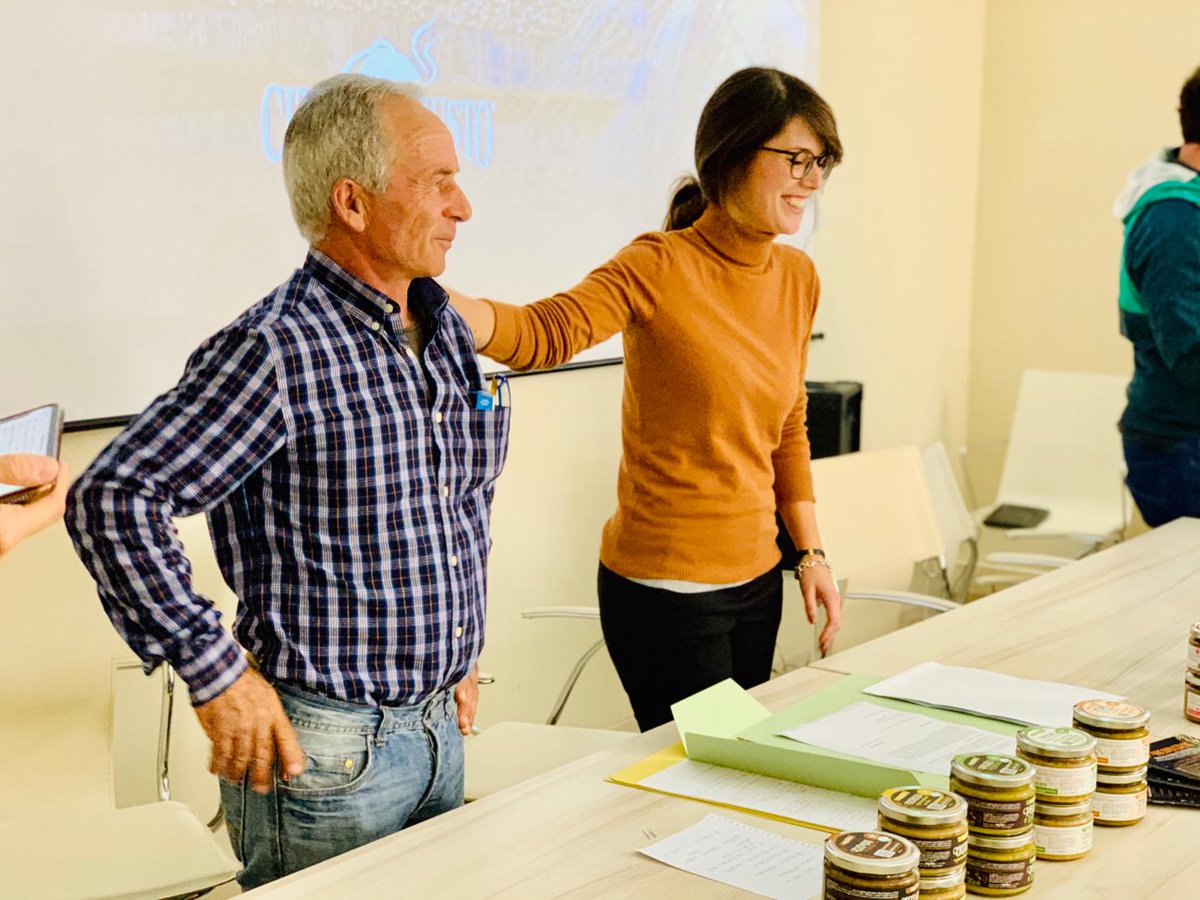 FoodChainIT's tweet photo. #Blockchain al servizio delle zuppe del #Salento! Accordo firmato tra @PralinaSrl e #Foodchain per aggiungere valore ai prodotti di #Pralina assicurando #trasparenza in tutta la filiera di produzione grazie a blockchain! Grazie a tutti! https://t.co/XvgNiQgbhn