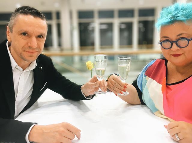 Cheers. 🎹 youtube.com/SarikPeter

#petersarik #petersariktrio #jazz #jazz🎷#ilovejazz #budapest #hungarianjazz#jazztrio #jazzpiano #jazzpianist#jazzmusician #jazzmusicians#thecasualjazzer #magyar #magyarjazz#jazzgallery ift.tt/2OuKqvH