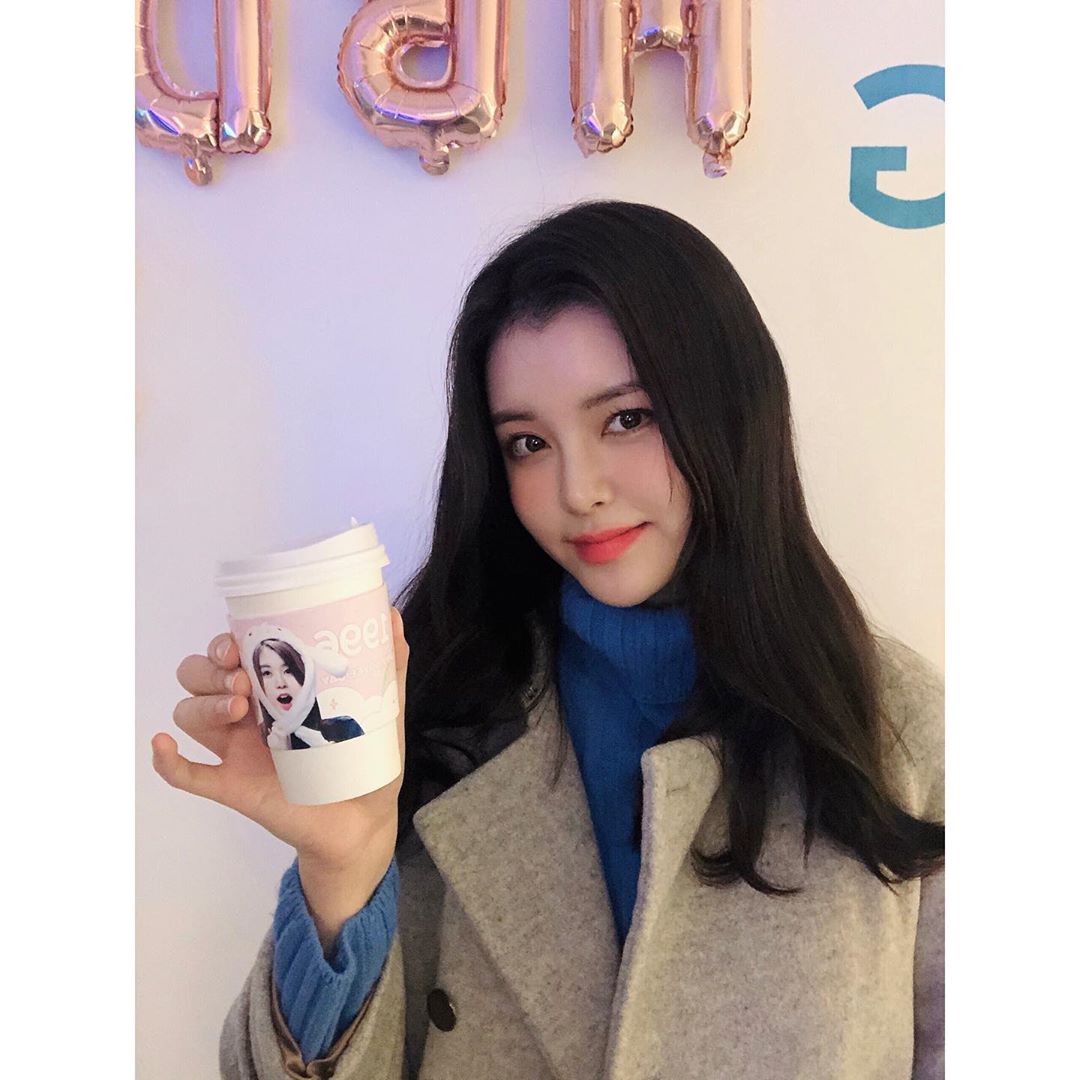 So_shYee's tweet photo. 정말 고맙고 생일축하해!! https://t.co/57H7mKOC9h