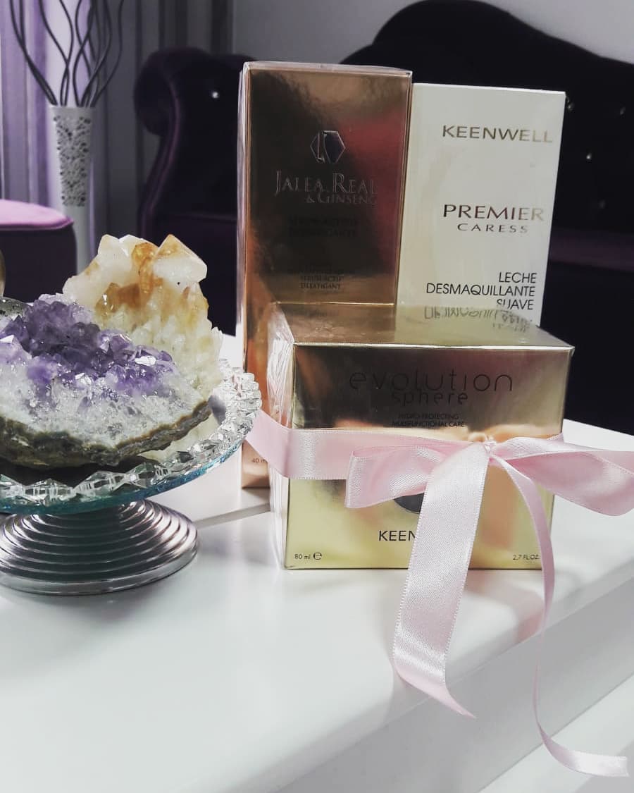 24 Kasım Öğretmeler Gününe Özel..Keenwell ürünlerinde %30 indirim + Medikal Cilt bakımı hediye 
✔Makyaj temizleme sütü
✔Ginseng etkili canlandırıcı serum
✔Hyaluronic asit içeren nemlendirici gece kremi
Luna Epilasyon Ve Güzellik Merkezi
Cemal Gürsel Cad. No:491 Kat: 1 D: 2