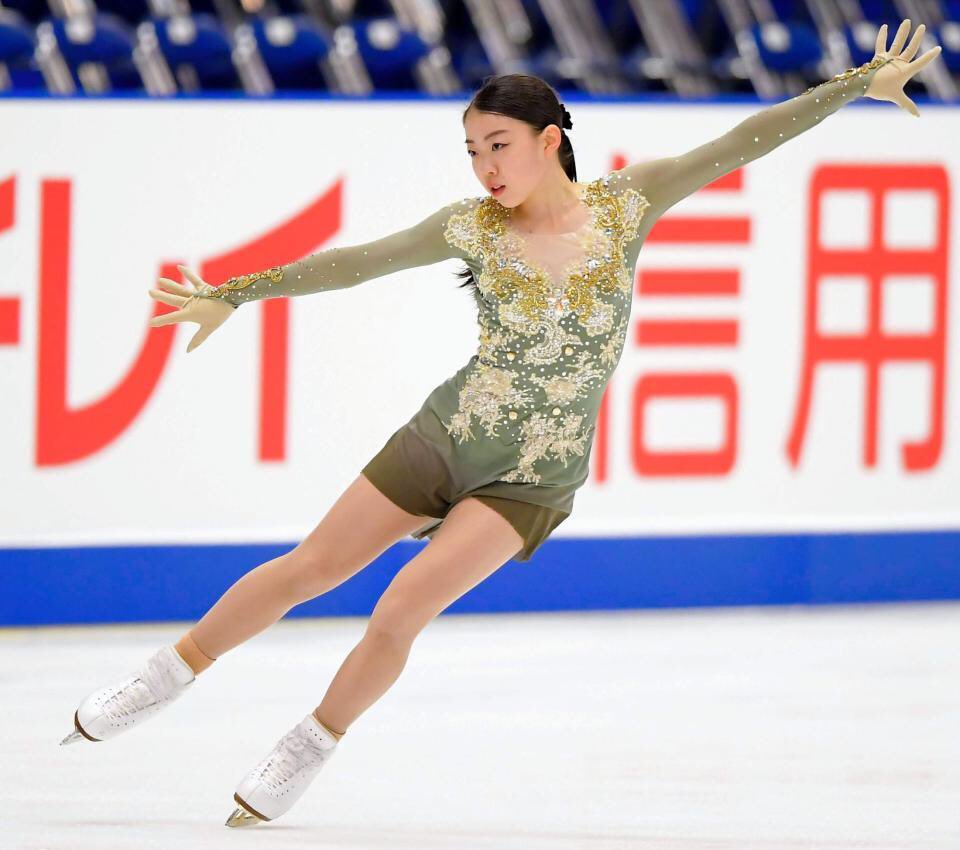 GP - 6 этап. NHK Trophy Sapporo / JPN November 22-24, 2019 - Страница 3 EJ44Ot5X0AAguAS?format=jpg&name=medium