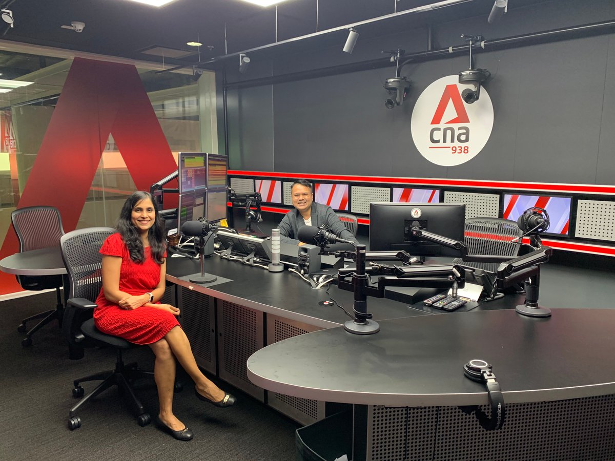 EquinixAPAC's tweet photo. How is #interconnection shaping Singapore’s digital economy? Tejaswini Tilak shares her insights on digital transformation and key findings of the Global #InterconnectionIndex Vol. 3 with Daniel Martin on CNA938! @ChannelNewsAsia https://t.co/pVxh4QpvzP
