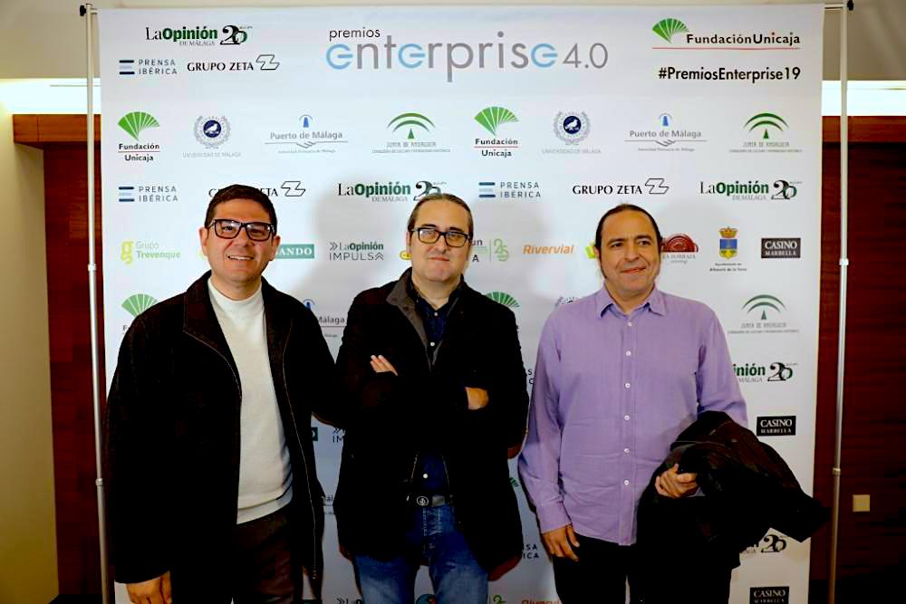 Paulino_Cuevas's tweet photo. Bravo! @Powernauts by @Teachlabs recibe el Premio Innovación Social Media - Enterprise 4.0 en la novena edición de estos premios que otorga anualmente @OpinióndeMalaga, junto con Prensa Ibérica y Grupo Zeta #videojuego #matemáticas #Singapur https://t.co/norWZYnb1K https://t.co/e04f1OsR2c