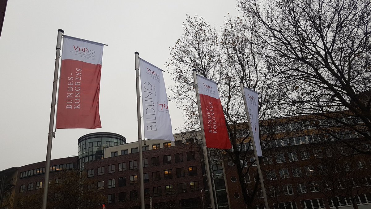 VDP Verband Deutscher Privatschulen NRW e.V. (@vdp_nrw) on Twitter photo Heute startet der VDP Bundeskongress bei bestem norddeutschen Wetter in Hamburg.
Wir freuen uns auf spannende Vorträge, Workshops und Gespräche.
Großer Dank an <a href="/vdpdachverband/">VDP_Dachverband</a> und #vdpnord für die super Organisation! Heute startet der VDP Bundeskongress bei bestem norddeutschen Wetter in Hamburg.
Wir freuen uns auf spannende Vorträge, Workshops und Gespräche.
Großer Dank an <a href="/vdpdachverband/">VDP_Dachverband</a> und #vdpnord für die super Organisation!