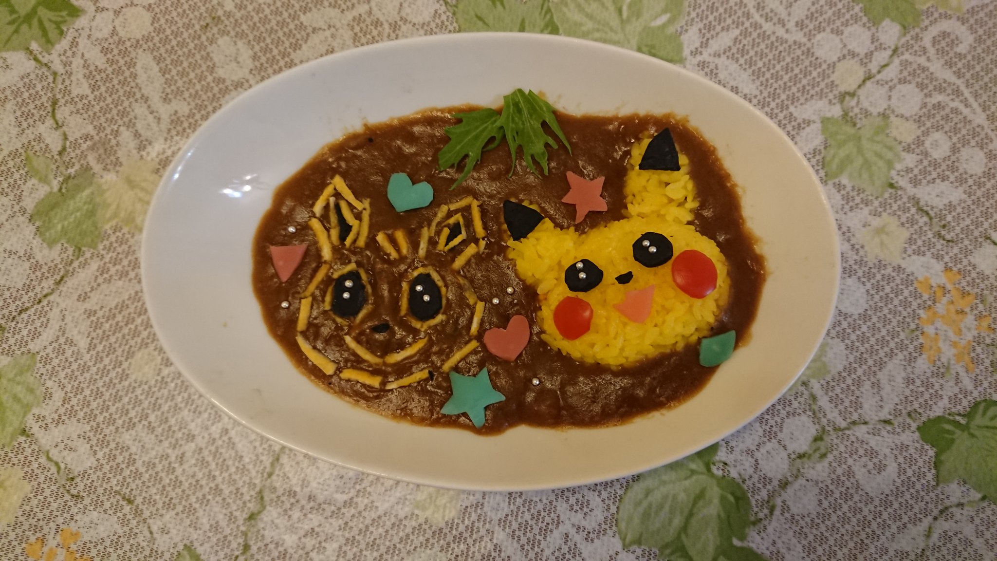 ねこばくとポケモン ポケモンやってたらカレー食べたくなったので 私にできる範囲でデコレーションカレー再現してみました ポケモン剣盾 カレー T Co Eiunuydtx3 Twitter