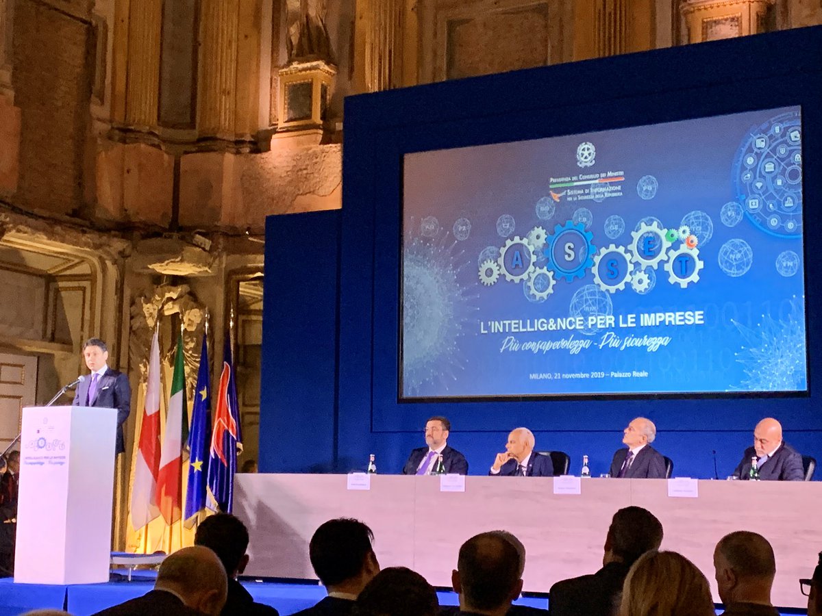 Oggi la comunità #Intelligence è a #Milano per l’inizio del roadshow con le #imprese sul tema della #SicurezzaNazionale come responsabilità comune. Bellissimo lo slogan: Più #Consapevolezza - Più #Sicurezza | Bellissimo intervento di <a href="/GiuseppeConteIT/">Giuseppe Conte</a> e di <a href="/SicNazionale/">Sicurezza Nazionale</a>