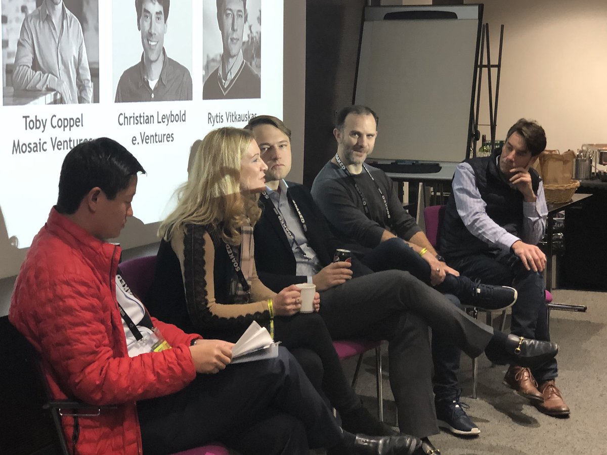 TesiFII's tweet photo. Setting the scene for more collaboration between
tech companies & VCs at Slush
#generalcatalyst
#mosaicventures
#eventures
#lightspeedventures
@Keva_fi https://t.co/CLIfJS0RZG