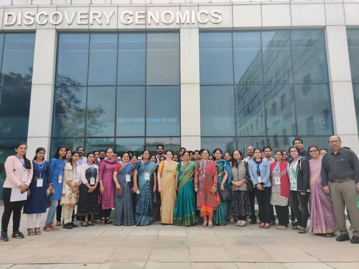 The beginning: Day 1 of the workshop on ayurgenomics <a href="/IGIBSocial/">CSIR-IGIB</a> <a href="/moayush/">Ministry of Ayush</a> <a href="/MoHFW_INDIA/">Ministry of Health</a> <a href="/Vaidyakotecha/">Rajesh Kotecha</a> <a href="/AnuragAgrawalMD/">Anurag Agrawal</a> @shekar_mande <a href="/mukerjim/">mitali mukerji</a> <a href="/BRPrasher/">Dr. Bhavana Prasher</a> <a href="/imlipsa/">lipsa panda</a> <a href="/adita781/">adita78</a> <a href="/vedantayurveda/">Vedanta Ayurveda</a> <a href="/tnesari/">Dr. Tanuja Nesari</a> <a href="/AIIA_NDELHI/">All India Institute of Ayurveda, New Delhi</a>